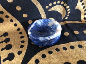 91 • • Bowl de Sodalite • •